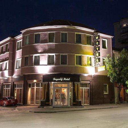 Hotel Regency Korcza Zewnętrze zdjęcie
