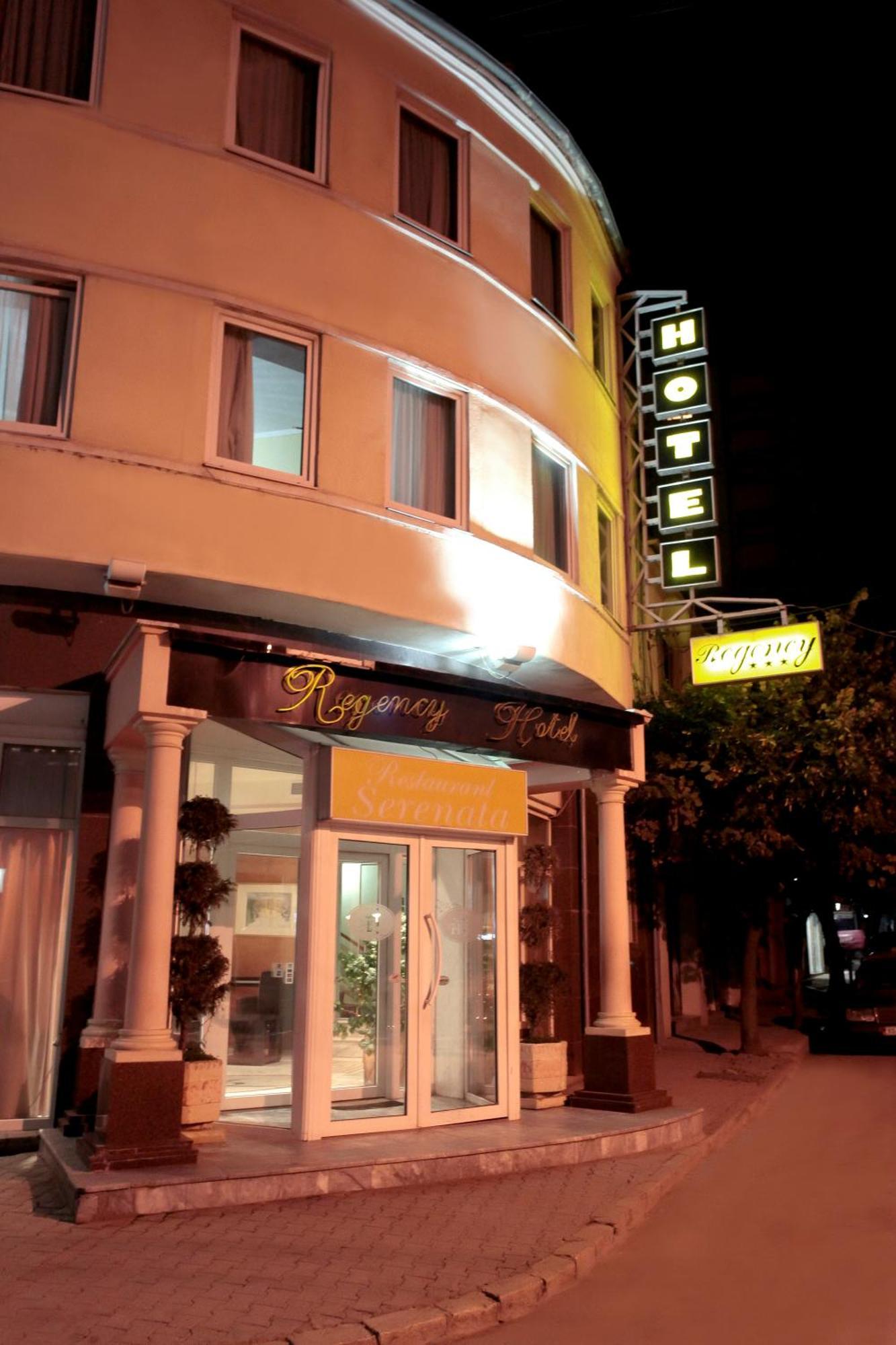 Hotel Regency Korcza Zewnętrze zdjęcie