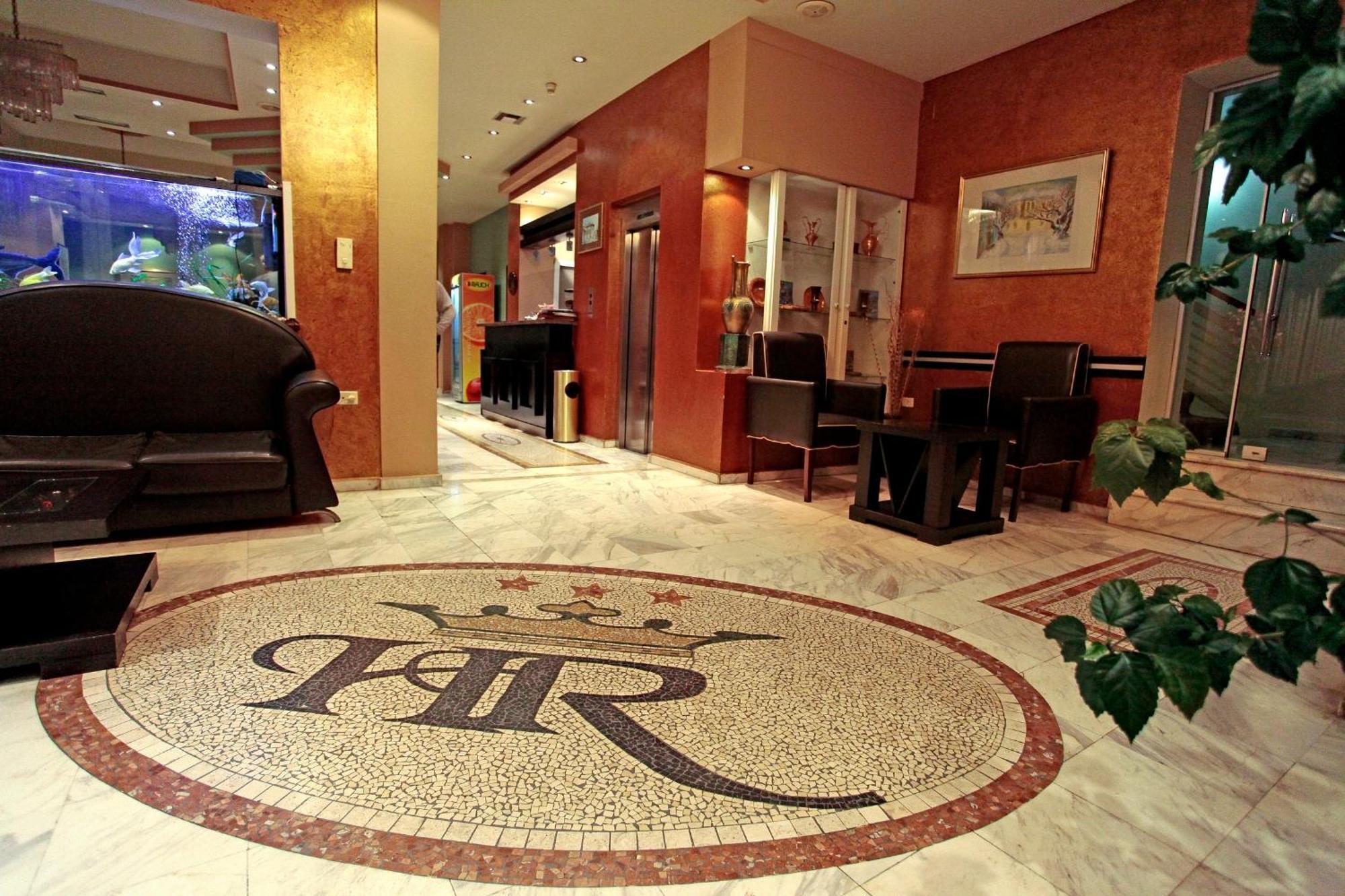 Hotel Regency Korcza Zewnętrze zdjęcie